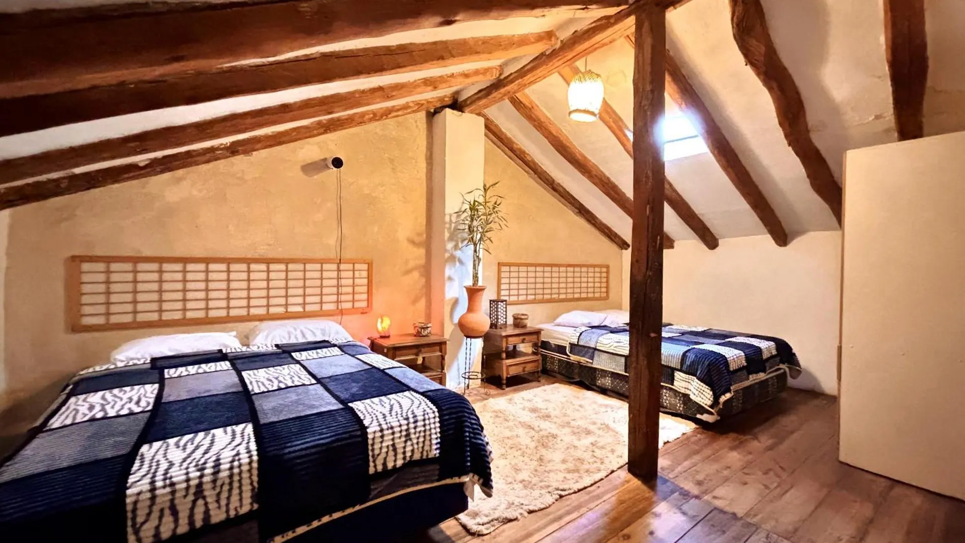 Hotel Casa Aida Luz Cuenca
